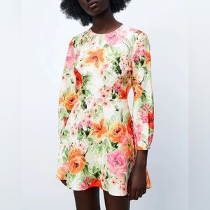 Zara floral print linen dress with open back size S never worn